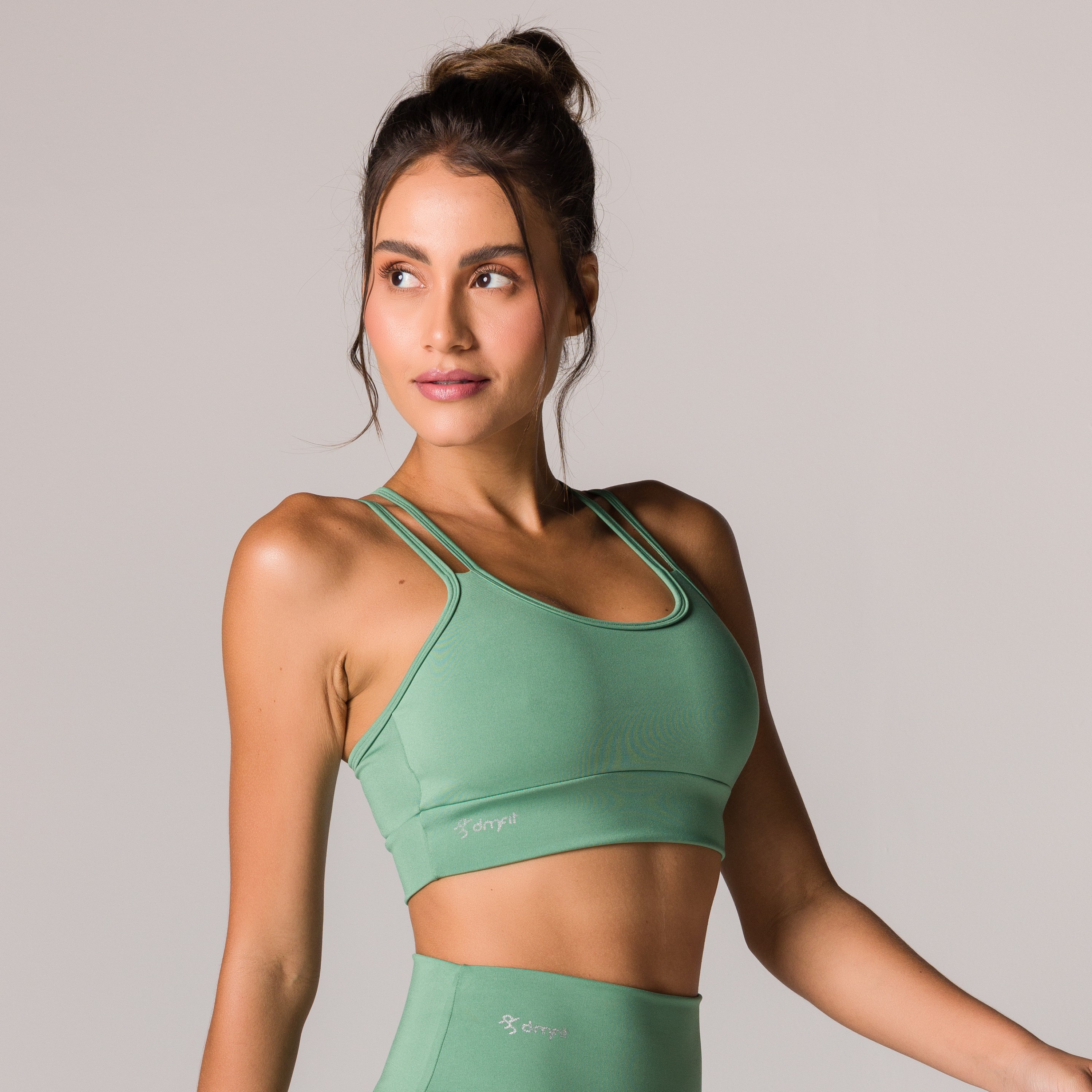Body Crop Bra in Evergreen – Suav activewear